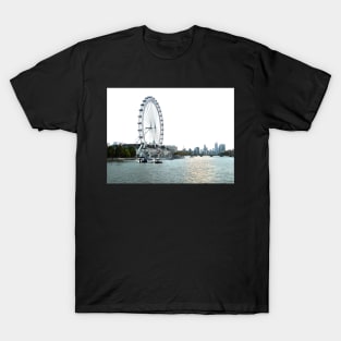 Sunset on river Thames with London Eye T-Shirt